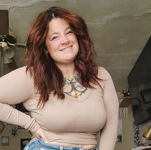 Meet your Posher, Laynie